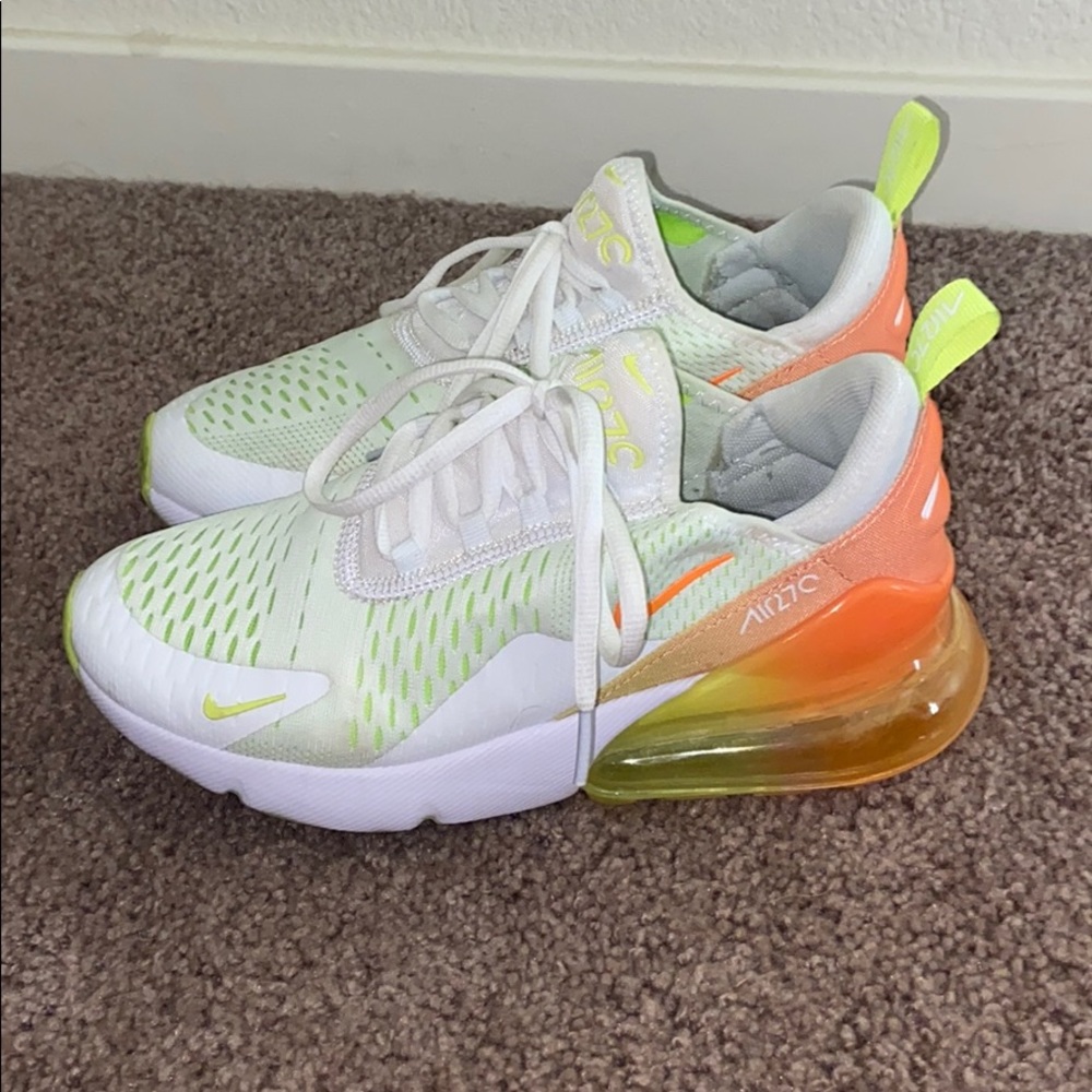 Nike Air Max 270 women’s